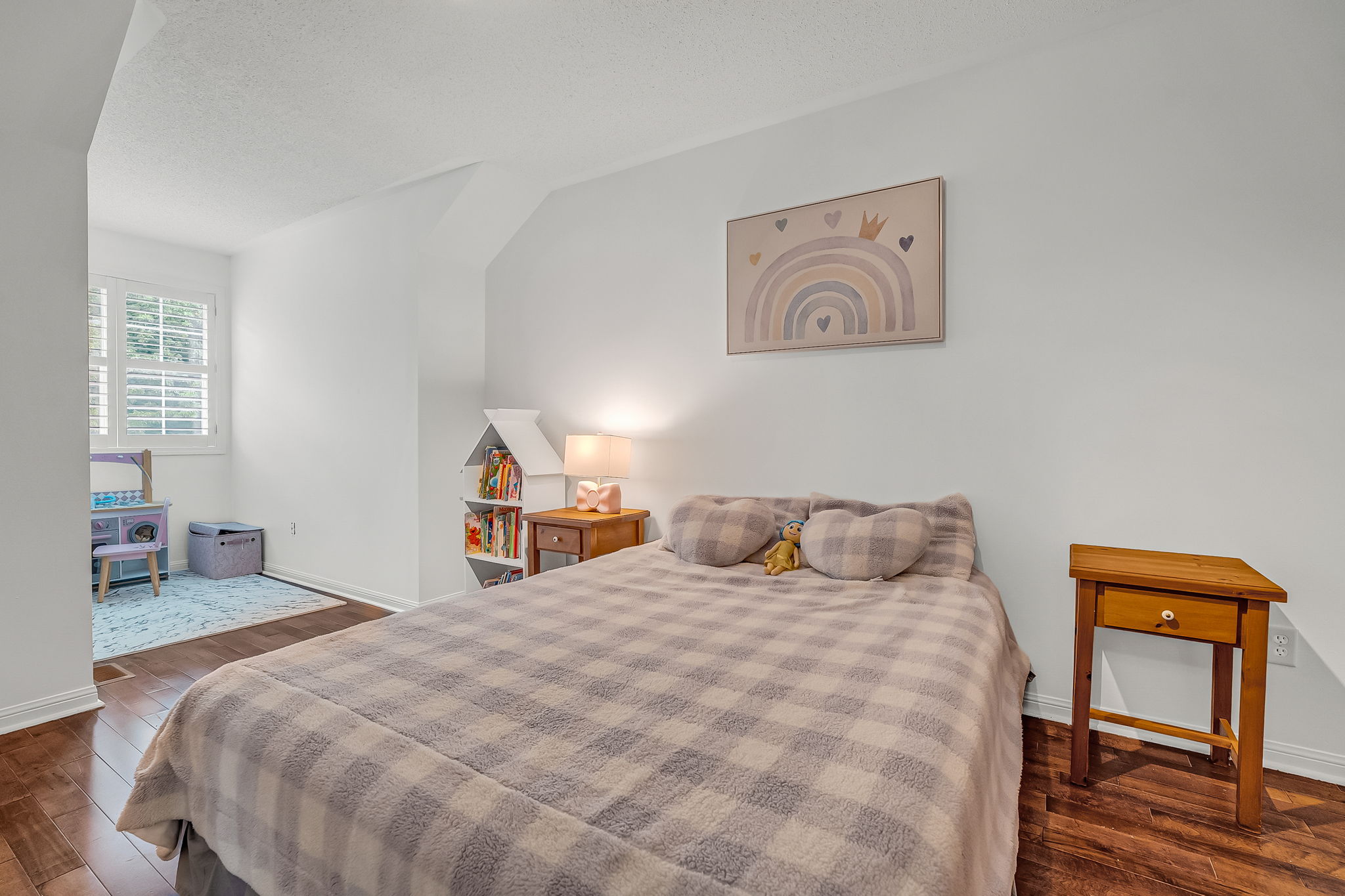 42-third bedroom1