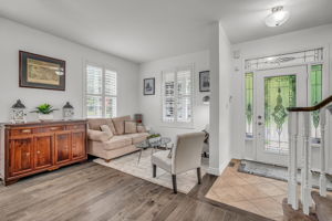 8-living room1
