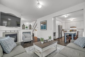 19-family room3