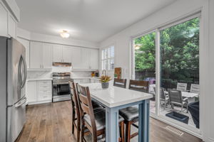 21-kitchen1