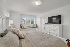 33-primary bedroom2