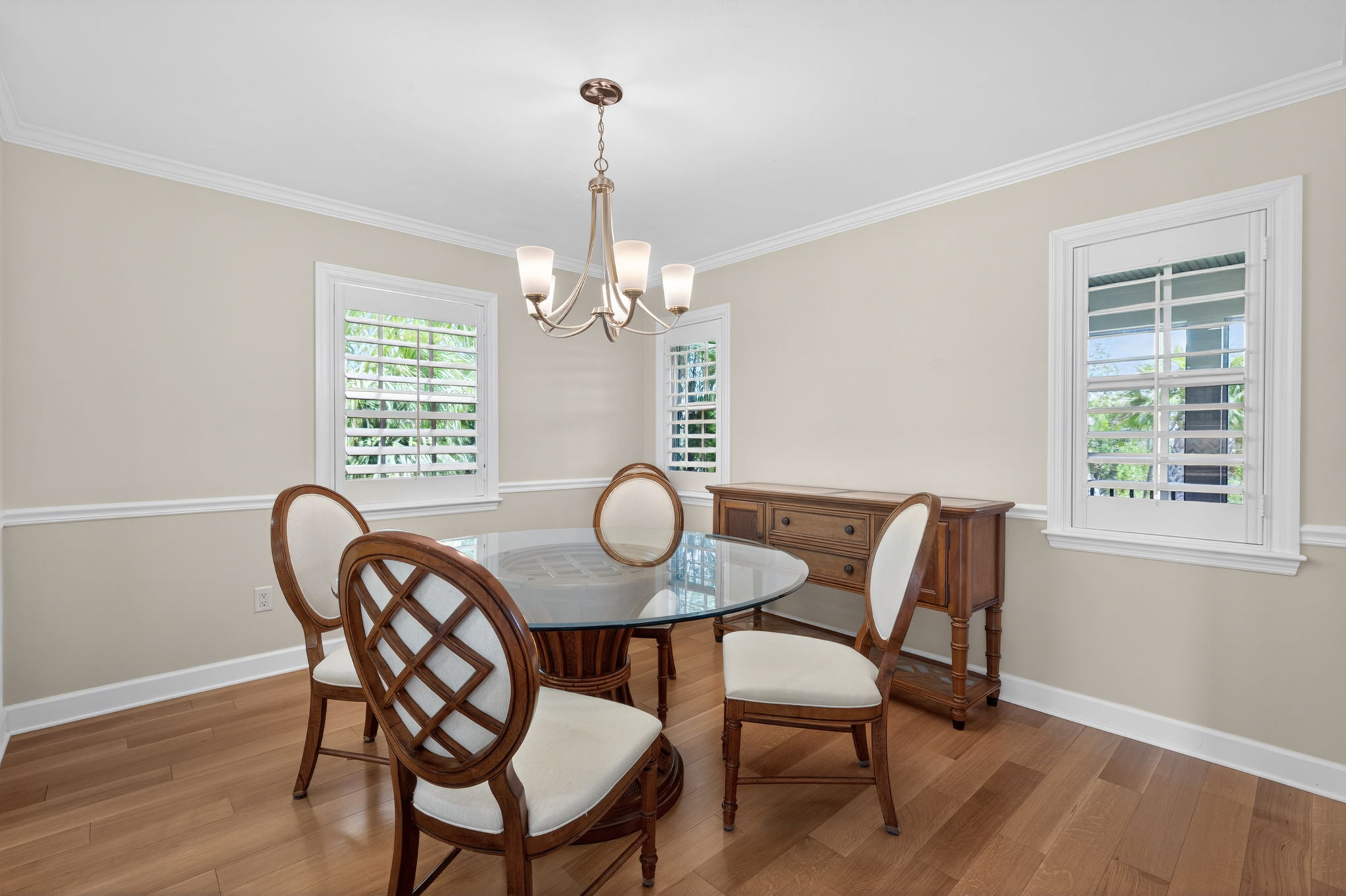 Dining Room 1 of 2