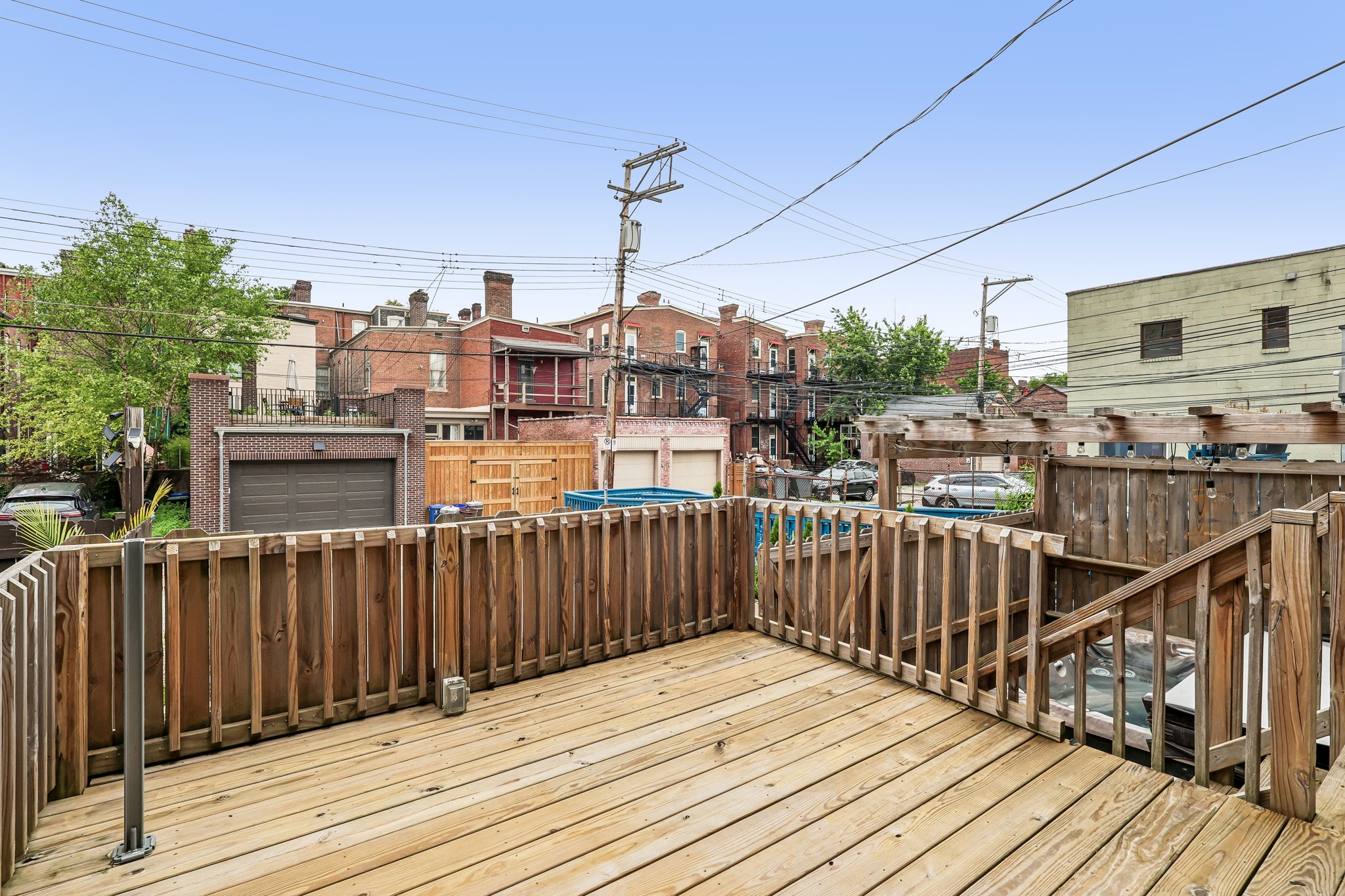 Western Ave-S2205-057.jpg