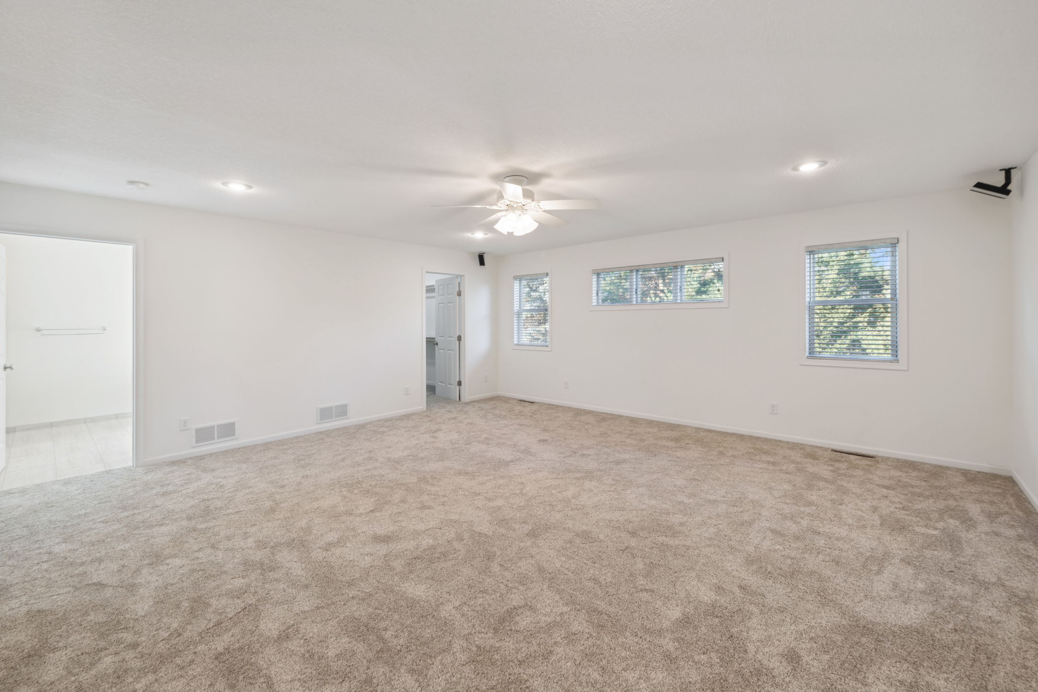 Huge walk-in closet & private full bath