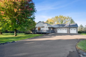 Great location offers convenience with a country neighborhood feel