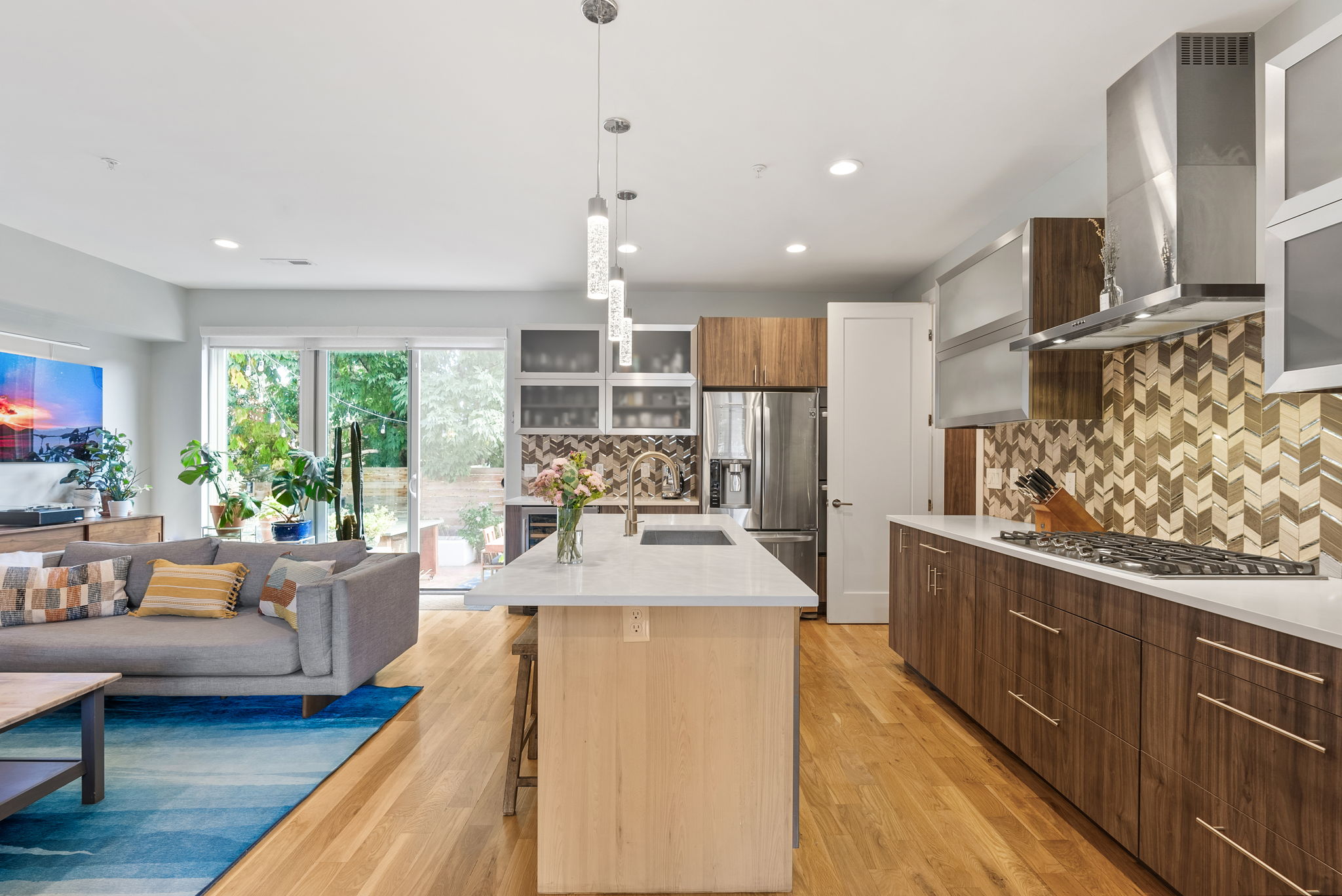 Living Room/Kitchen