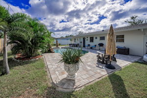 Patio and Backyard1