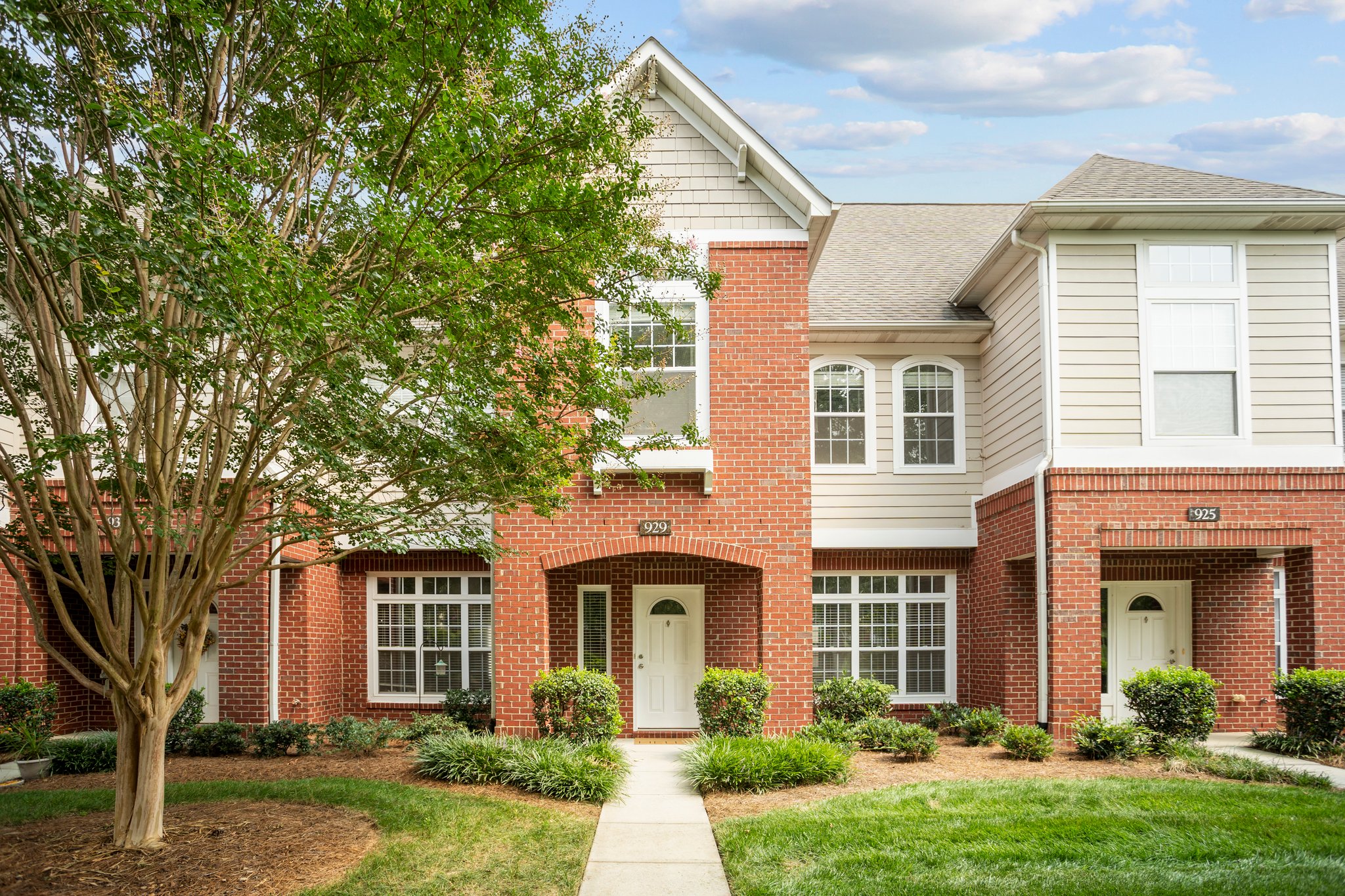 929 Central Park Cir, Davidson, NC 28036, USA
