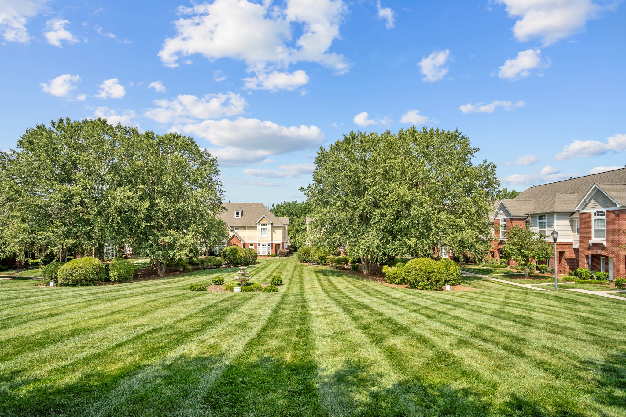 929 Central Park Cir, Davidson, NC 28036, USA Photo 33