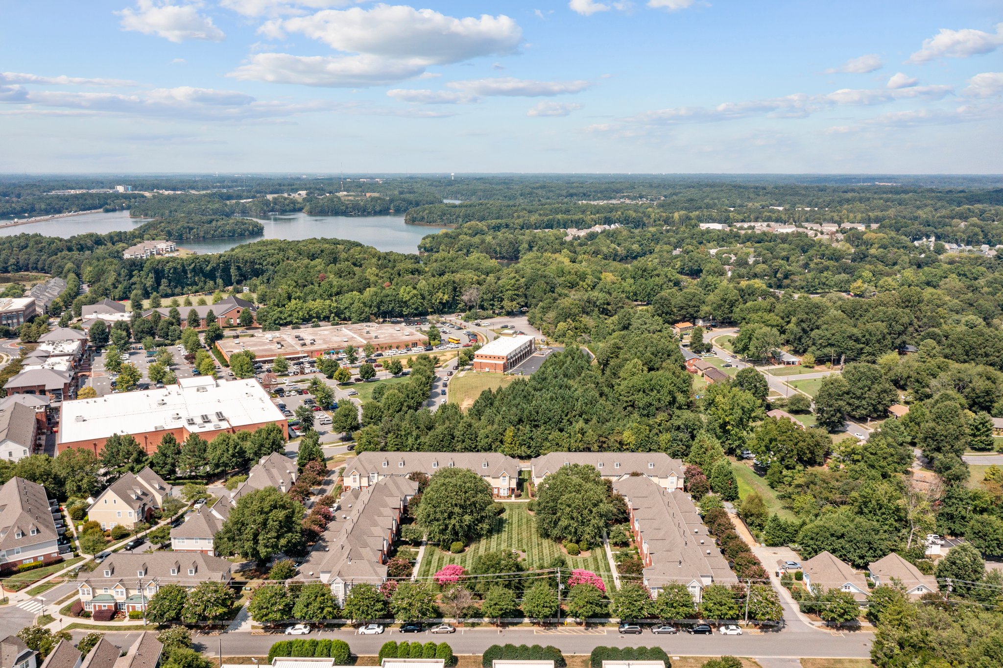 929 Central Park Cir, Davidson, NC 28036, USA Photo 45