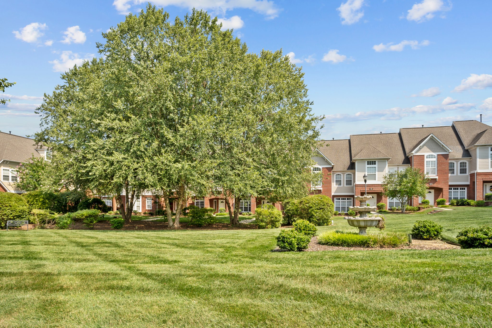 929 Central Park Cir, Davidson, NC 28036, USA Photo 31