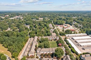 929 Central Park Cir, Davidson, NC 28036, USA Photo 42