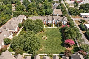 929 Central Park Cir, Davidson, NC 28036, USA Photo 48