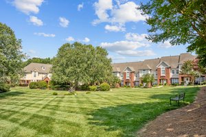 929 Central Park Cir, Davidson, NC 28036, USA Photo 31