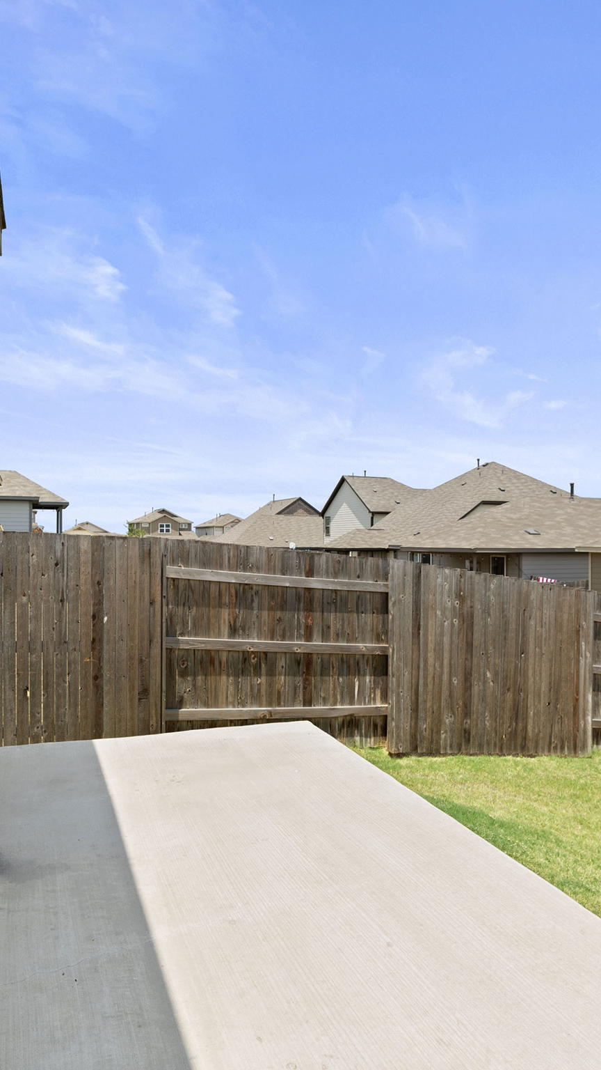 929 Eves Necklace Dr., Mustang Ridge, TX 78610, USA Photo 55