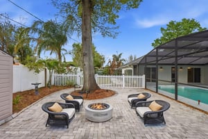 6Y8A6172 virtually staged.jpeg