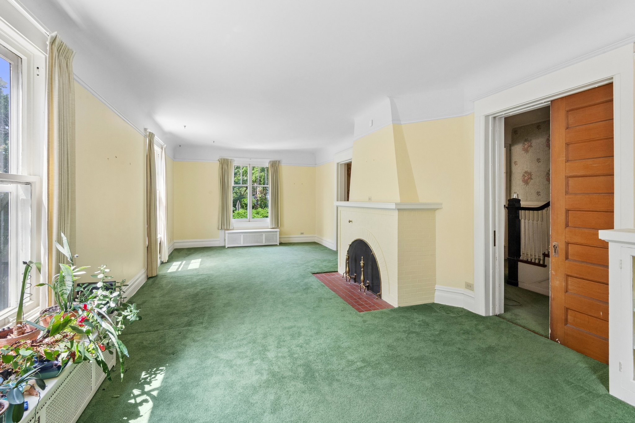 929 Sheridan Rd_001.jpg