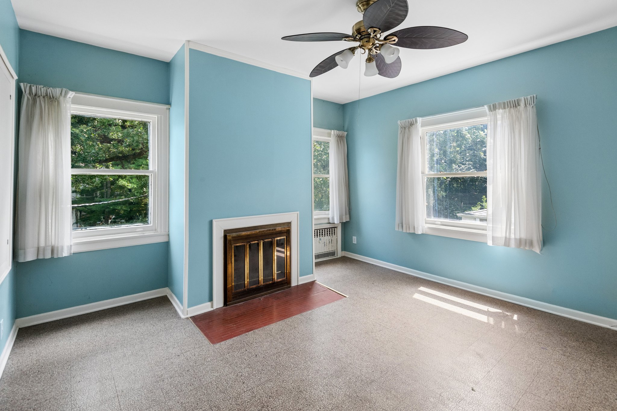 929 Sheridan Rd_004.jpg