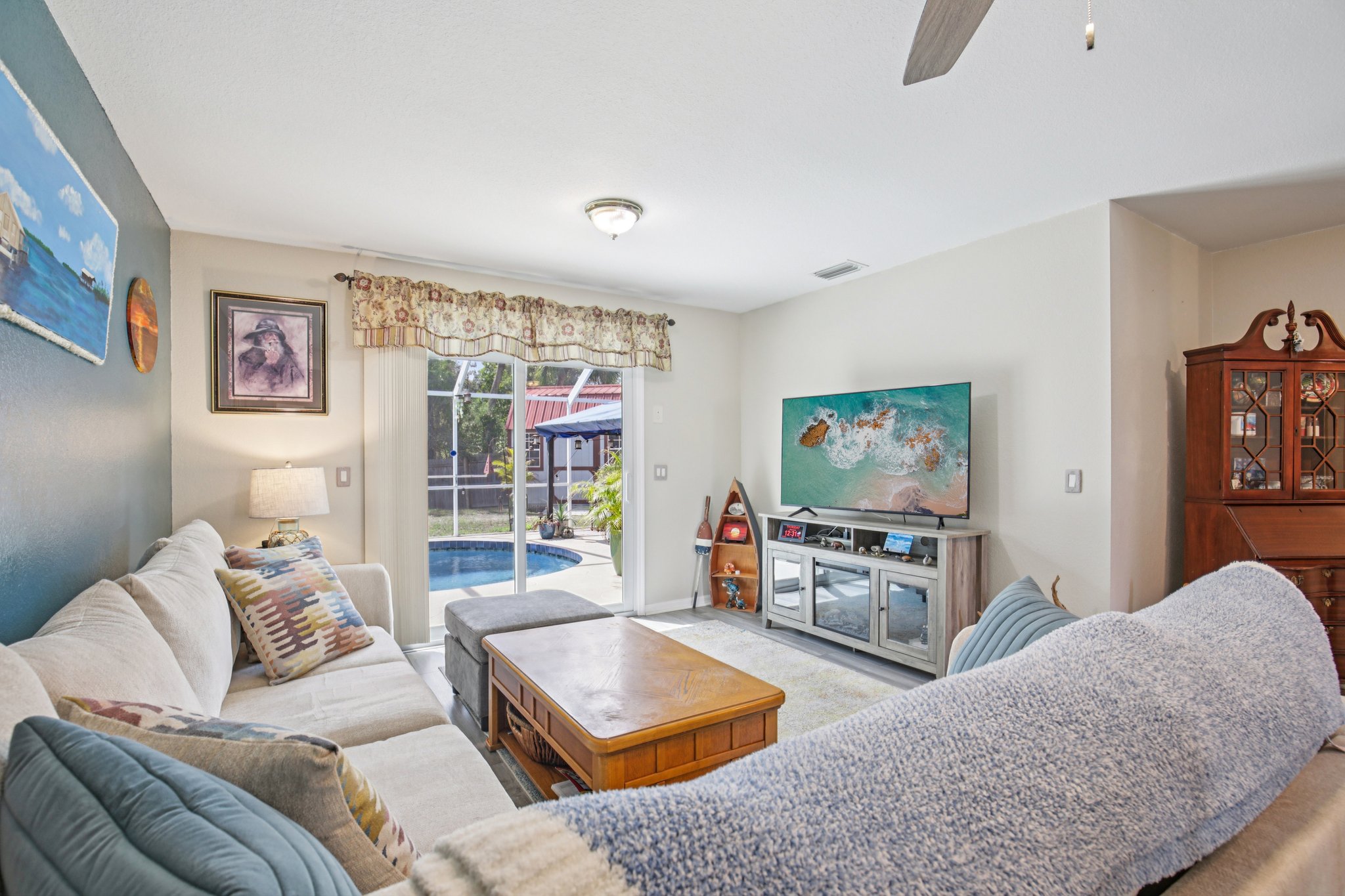 Anita Ave-S1303-010.jpg