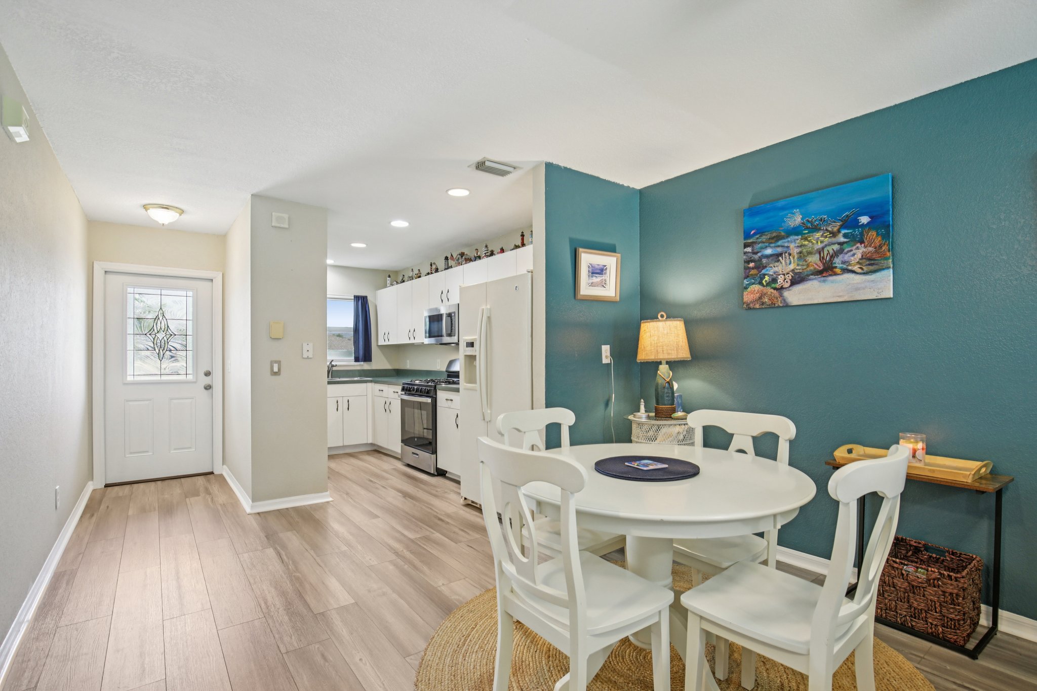 Anita Ave-S1303-012.jpg