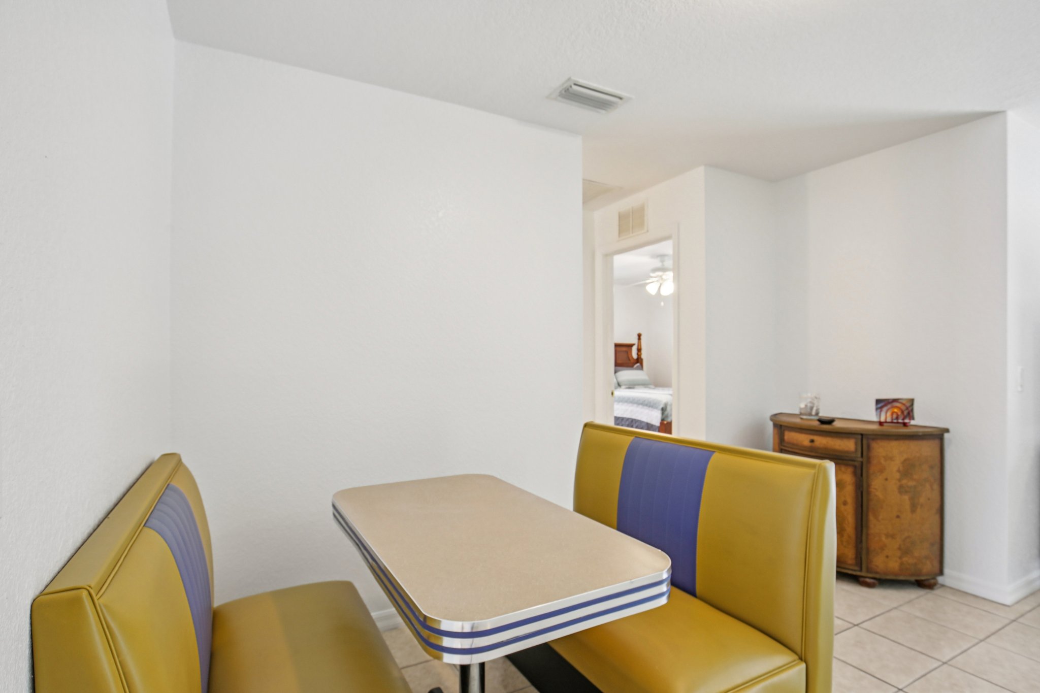 Anita Ave-S1303-030.jpg