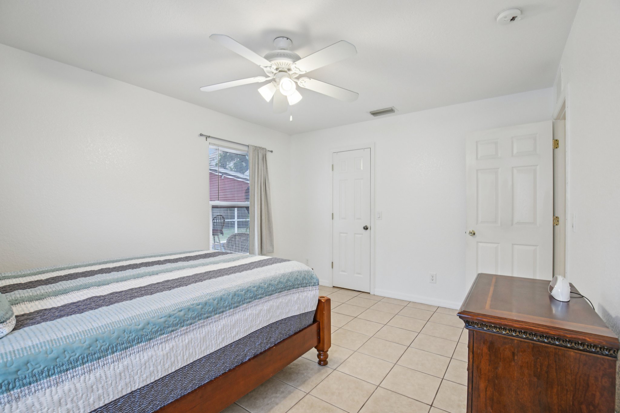 Anita Ave-S1303-038.jpg