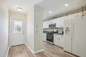 Anita Ave-S1303-013.jpg