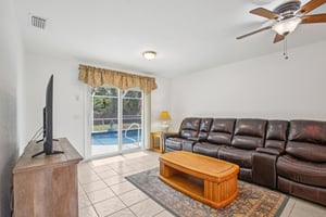 Anita Ave-S1303-033.jpg