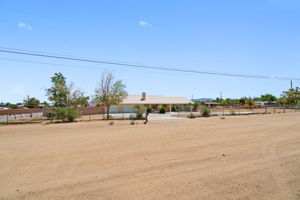  Photo 0