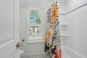 Bunning Dr-050.jpg