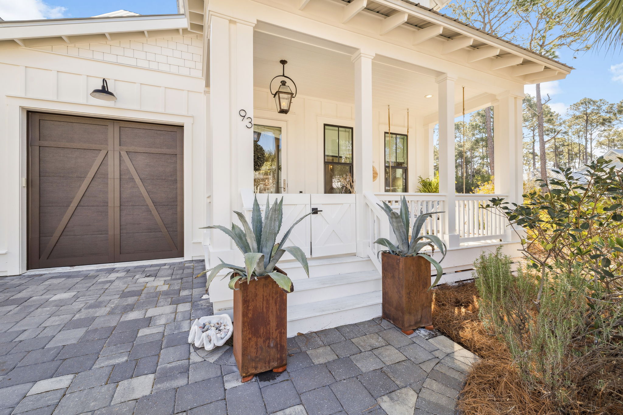 Array_93EasternLakeCt-22