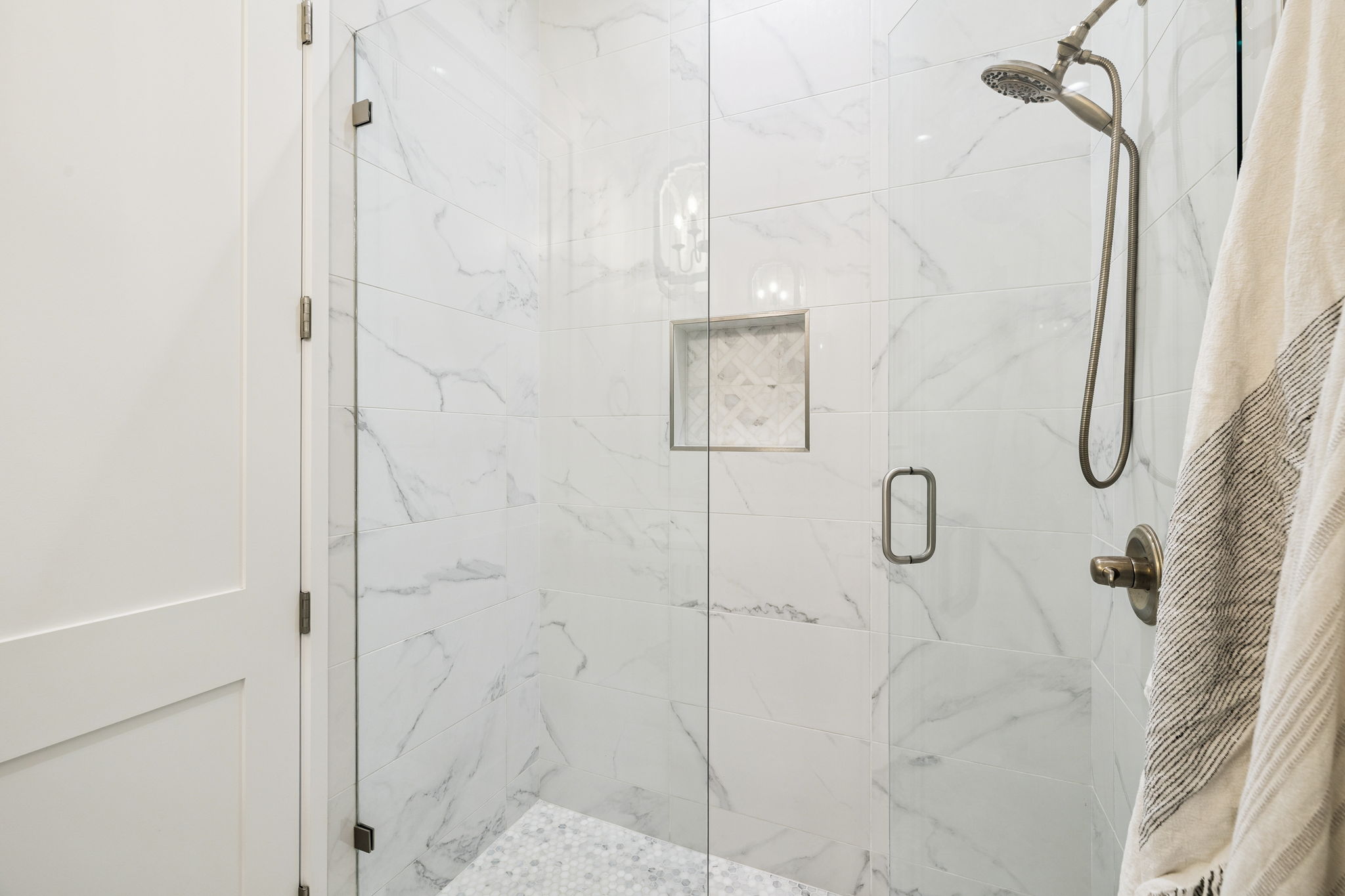 Array_93EasternLakeCt-29