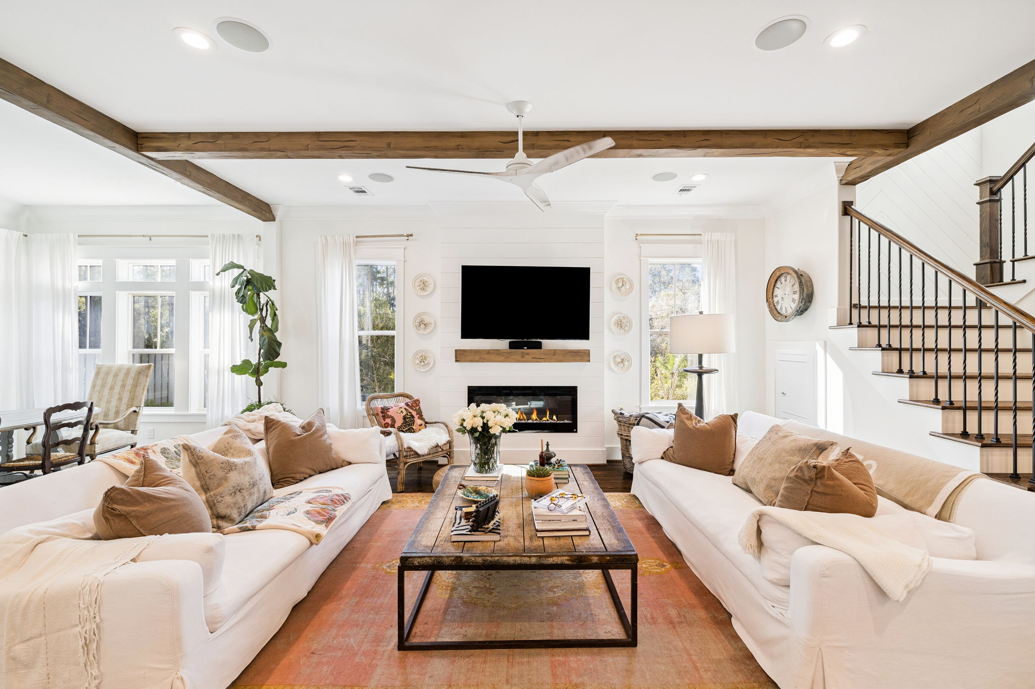 Array_93EasternLakeCt-39