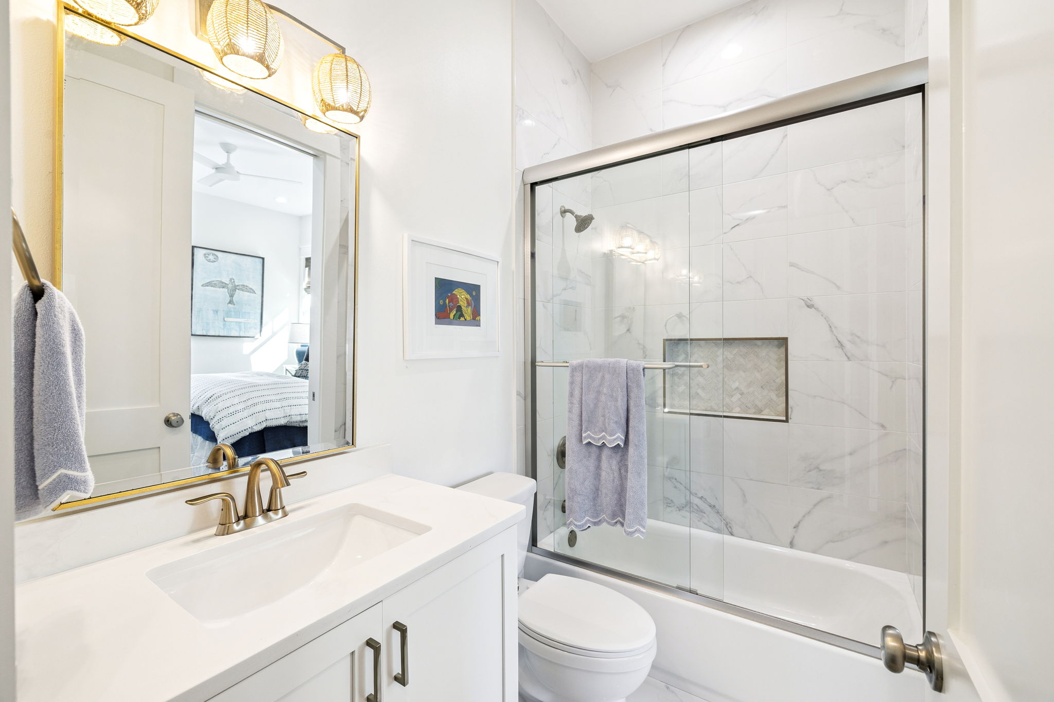 Array_93EasternLakeCt-49