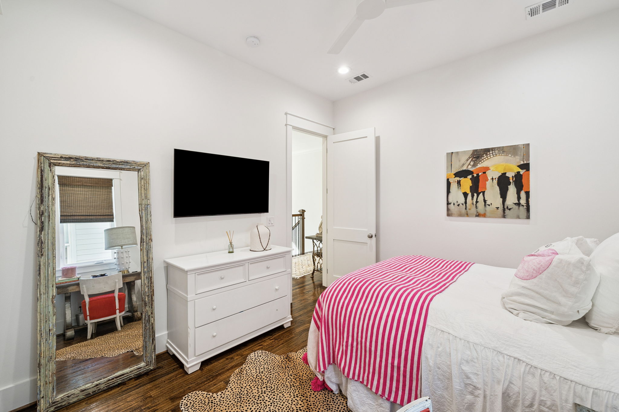 Array_93EasternLakeCt-52