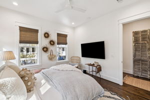 Array_93EasternLakeCt-27