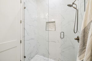 Array_93EasternLakeCt-29