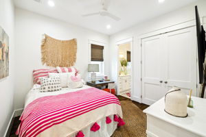 Array_93EasternLakeCt-51