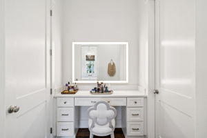 Array_93EasternLakeCt-58