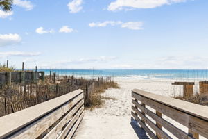 Array_93EasternLakeCt-70