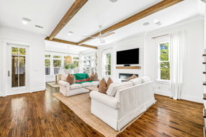 Array_93EasternLakeCt-7