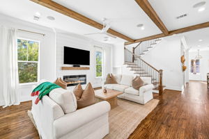 Array_93EasternLakeCt-9