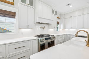 Array_93EasternLakeCt-17