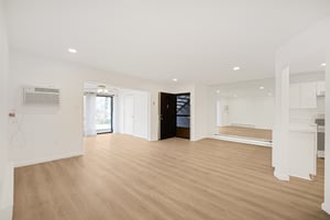 Lexington Ct-S1004-010.jpg
