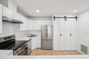 Lexington Ct-S1004-016.jpg