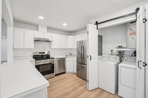 Lexington Ct-S1004-018.jpg