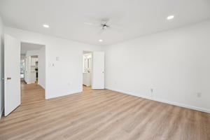 Lexington Ct-S1004-028.jpg