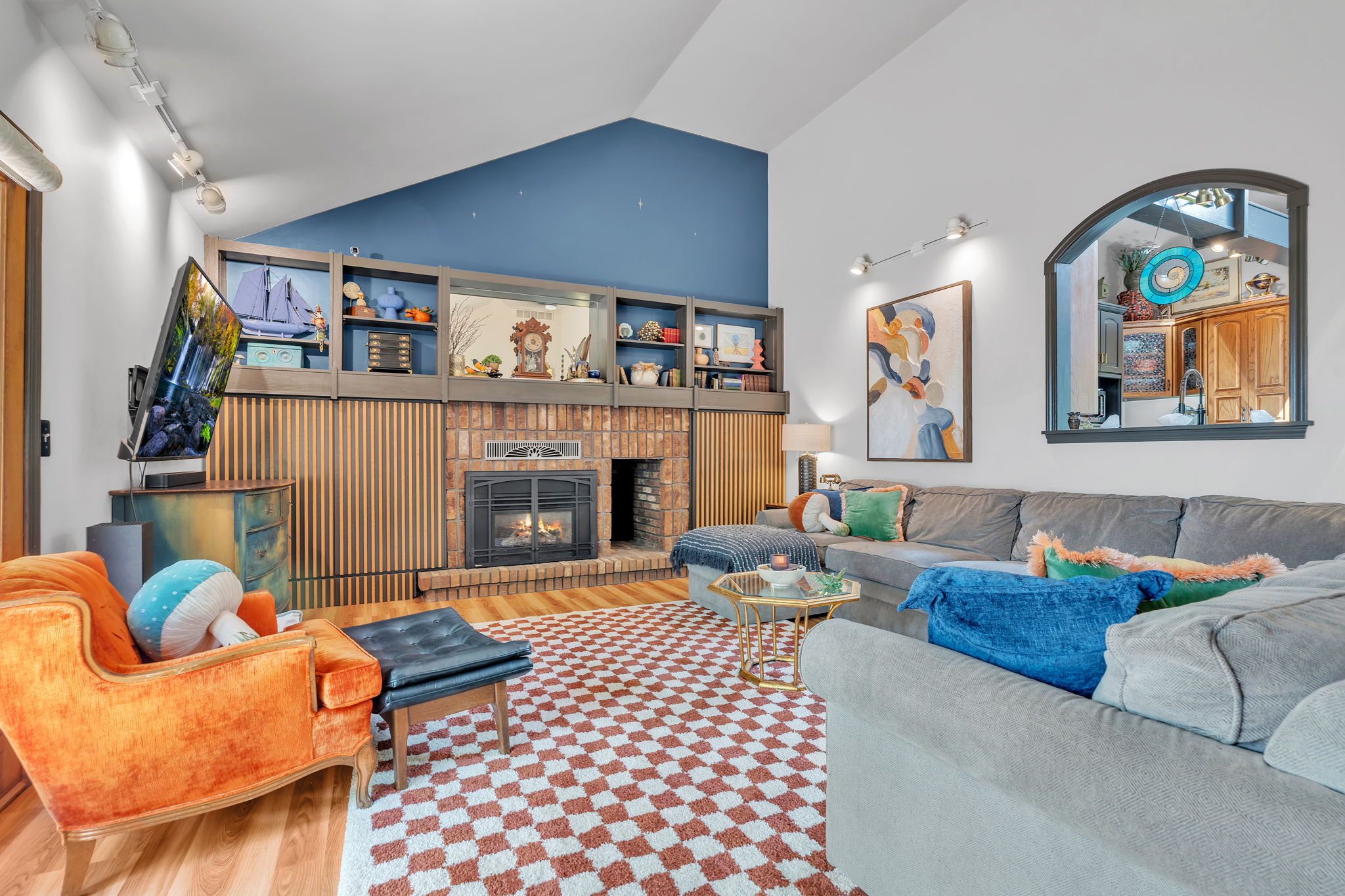  Photo 36