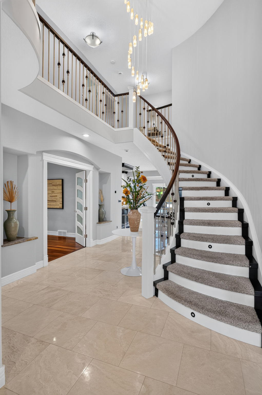  Photo 49