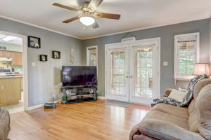Poplar Dr-008